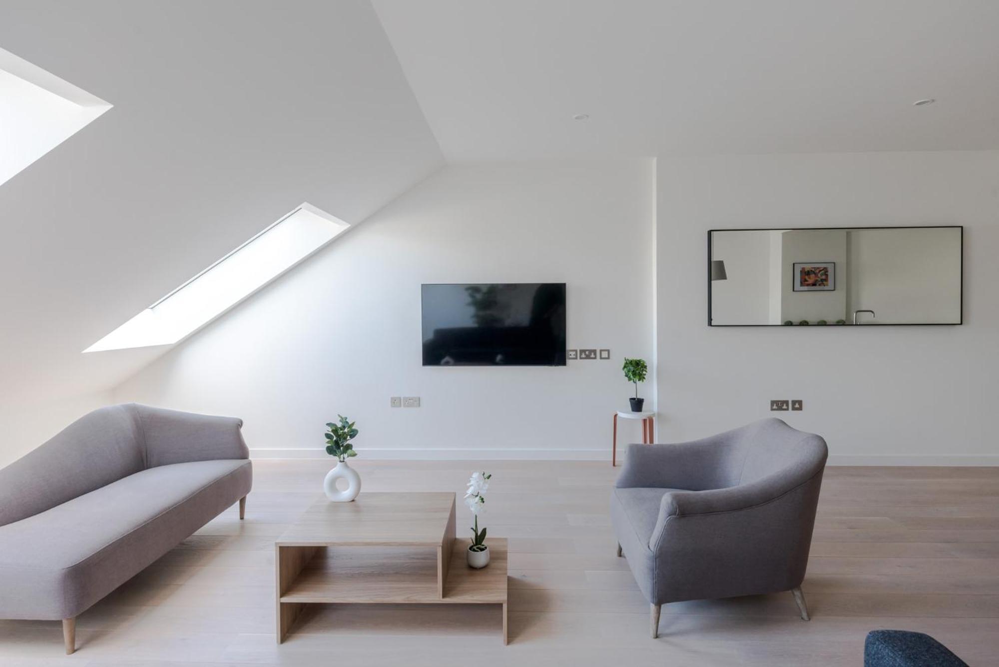Zen Sanctuary - Soho - By Frankie Says Apartment London Ngoại thất bức ảnh